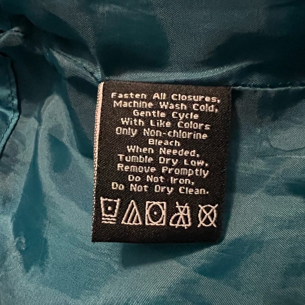 Weatherproof Jacket - Picture 6 of 9